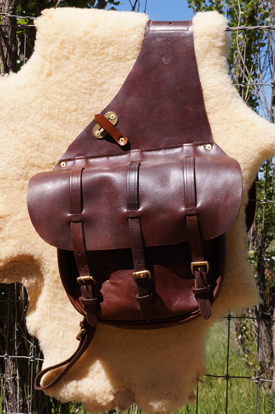 plads Arkitektur ven Custom Cavalry Bags | O.W. Saddles; Custom Saddles, leather work, and  Repairs